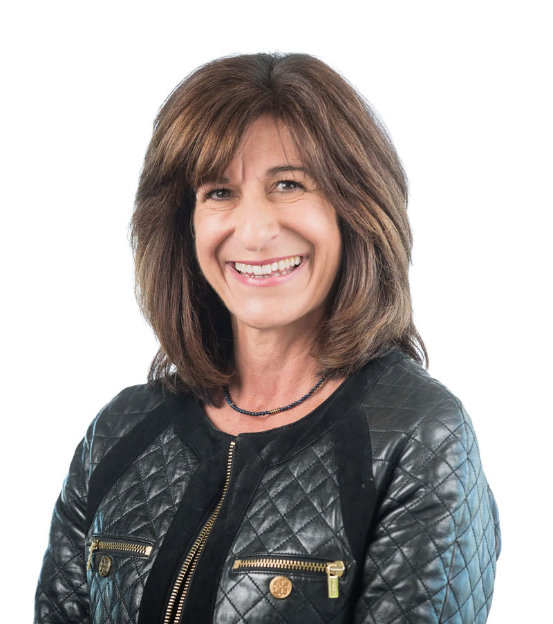 Stacy-S._Comanche-Trace-Headshots-7-scaled-e1717702783435